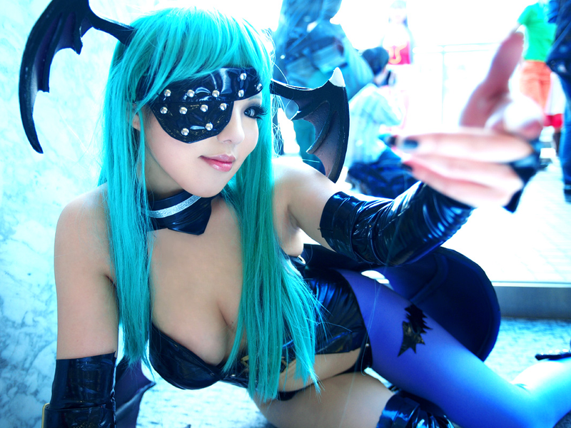 Illustration for article titled Go On, Let Morrigan Drive You Batty